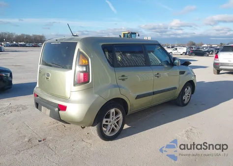 2011 Kia Soul + from USA, damaged, VIN KNDJT2A26B7260467